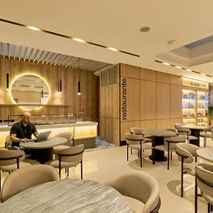 Dix Hotel Medellín